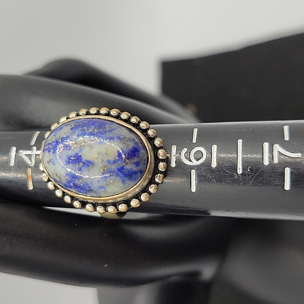 Beautiful Ring - image 4